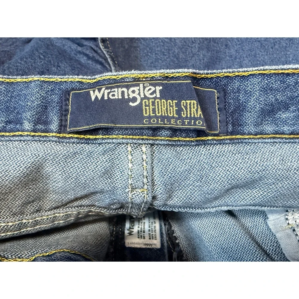 WRANGLER George Strait - Men's Jeans - Cowboy Cut Straight Denim Blue - 40x32